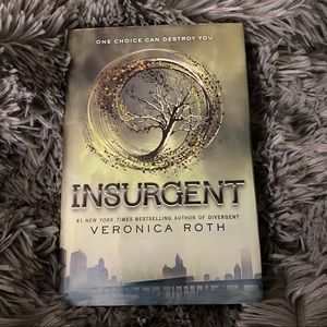 Insurgent By Veronica Roth Hardcover